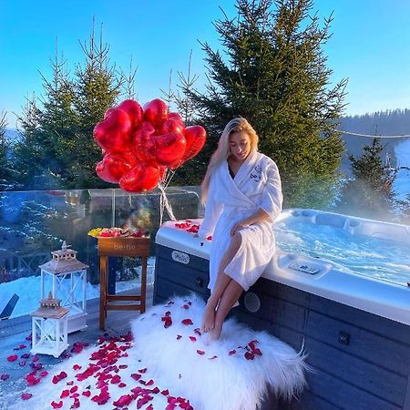 Be Be Chalet - Premium Jacuzi & Private Pool バコヴェル エクステリア 写真
